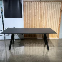 Hay Esstische|Esstisch Copenhague CPH 30 Platte Linoleum Schwarz Gestell Eiche Schwarz Lackiert Ausziehbar