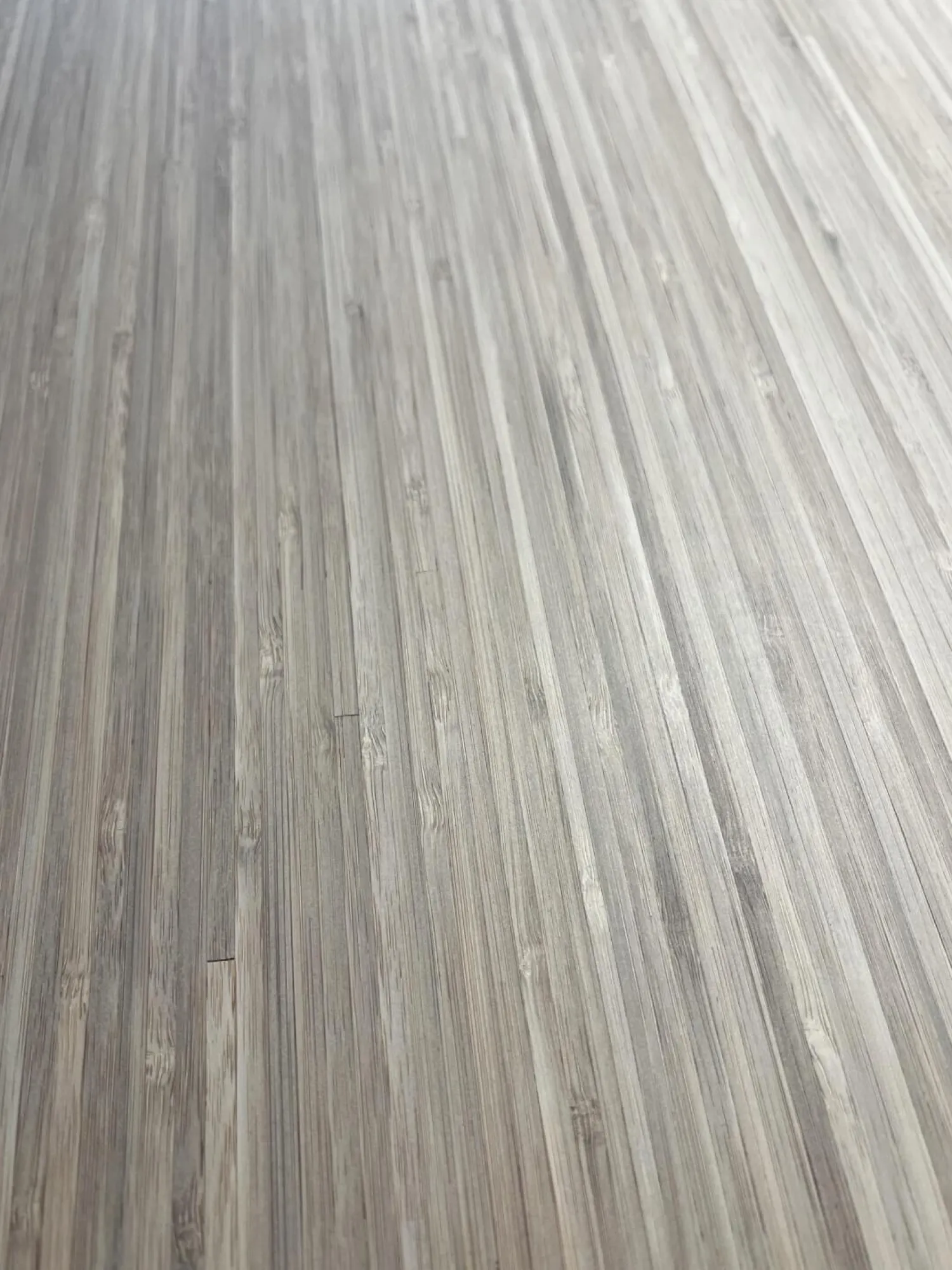 Raum.Freunde Esstische|Esstisch Eldur Platte Bambus 75 Cloud Gestell Boomerang Metall Schwarz Pulverbeschichtet