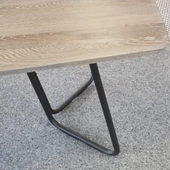 Raum.Freunde Esstische|Esstisch Erik Typ 4750 Platte Astige Eiche Geräuchert Gestell Metall Rundrohr Schwarz