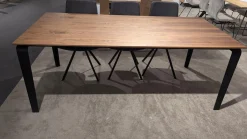 Gwinner Esstische|Esstisch ET524 200 Platte Nussbaum Natur Geplankt Lackiert Gestell Schwarz Lackiert Mit Auszug Ohne Stühle