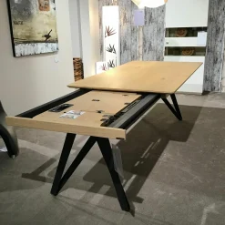 Venjakob Esstische|Esstisch ET116 Ron Wildeiche Hell Soft Gebürstet Gestell Anthrazit mit Klappeinlage