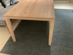 Scholtissek Esstische|Esstisch Fira Eiche Massiv Weiss Pigmentiert Oberfläche Geölt Astlöcher Mit Harz Ausgegossen