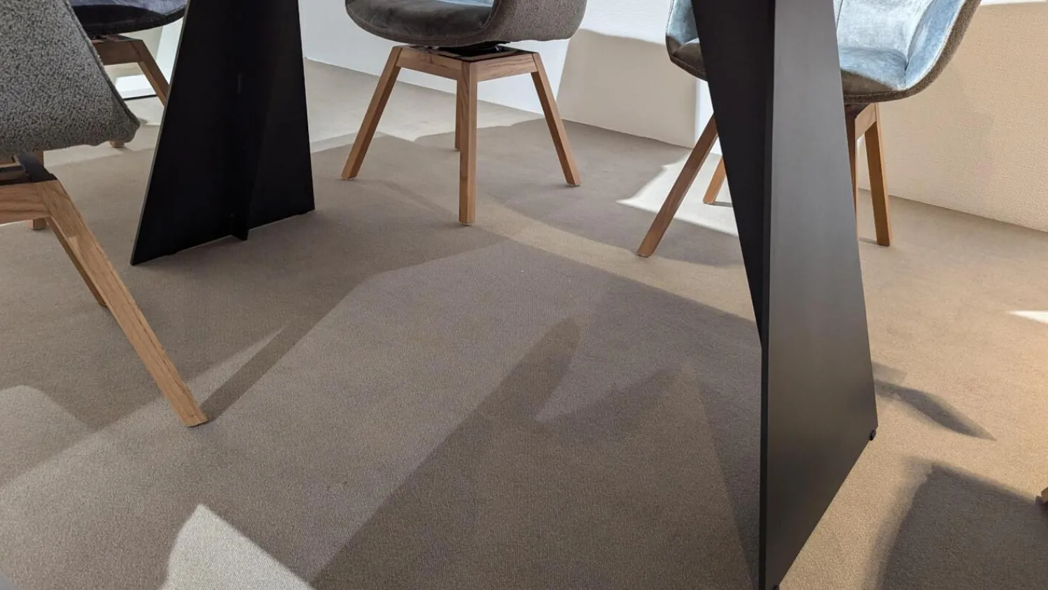 MCA Furniture Esstische|Esstisch Goa Wildeiche Massiv Geölt Füße Metall Anthrazit Lackiert Ohne Stühle