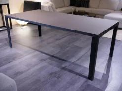 Leolux Esstische|Esstisch Kalia 620 901 Platte Fenix Cacao Anthrazit Rahmen Epoxy Nuit Silk Schwarz Eichenplatte Rand Night Matt Fußkappen Schwarz