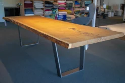 Scholtissek Esstische|Esstisch Kantara Tischplatte Knorrige Eiche Naturgeölt mit Naturkante Gestell Stahl