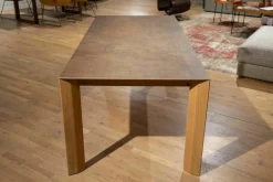 Scholtissek Esstische|Esstisch Kera 2 Ausziehbar Platte Reamik Lava Corten Bronze Gestell Knorrige Eiche mit Auszug