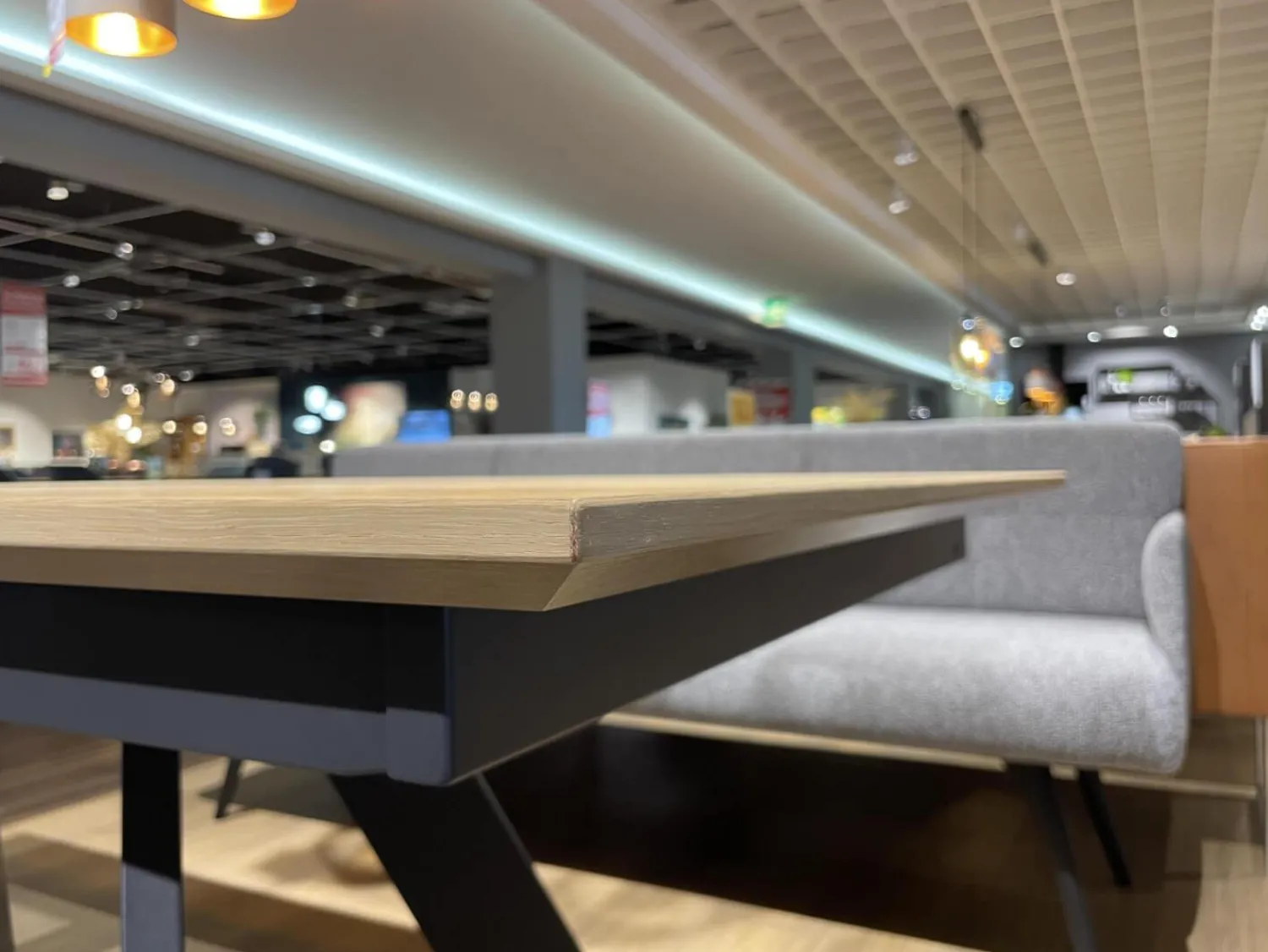 Venjakob Esstische|Esstisch Leo Rechteckig Wildeiche Hell Soft Gebürstet Geölt Gestell Metall Anthrazit Mit Klappeinlage