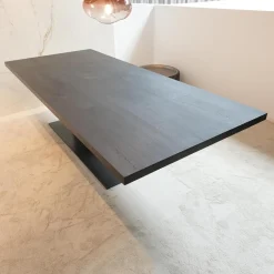 Riva1920 Esstische|Esstisch Liam Iron Platte Eiche Schwarz Pigmentiert Gestell Edelstahl Asche Grau Matt