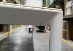 Kristalia Esstische|Esstisch Maki Slatted Platte Holz Teak Mit Einlegeplatten Aluminium Lackiert Weiß Gestell Aluminium Lackiert Weiß