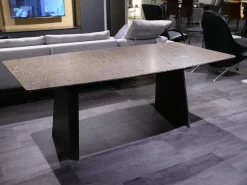 Draenert Esstische|Esstisch Platte Stein Brown Silk Trapezförmig Geledert Kante 6 Ausziehbar