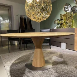 Scholtissek Esstische|Esstisch Radon Konische Holzsäule Bodenplatte Lackiertes Metall