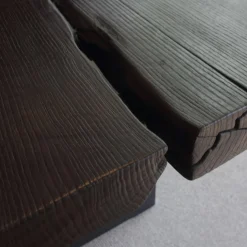 Janua Esstische|Esstisch SK 01 Monolith Platte Eiche Geköhlt Natur Geölt Schwarz Gestell Rohstahl