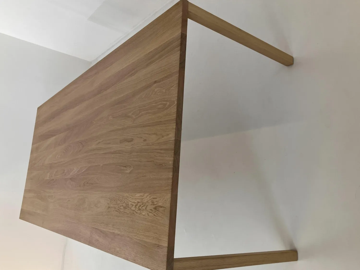 More Esstische|Esstisch Slic Massivholzplatte Eiche Oberfläche Geölt Beine Aluminium Furniert