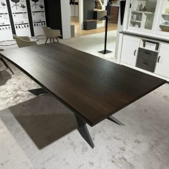 Cattelan Italia Esstische|Esstisch Spyder Wood Platte Eiche Verbrannt Gestell Stahl Graphit Matt Grau Lackiert