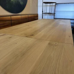 Scholtissek Esstische|Esstisch SR 1 Light Knorrige Eiche Puro Geölt Äste Mit Zinn Ausgegossen Inklusive Auszug