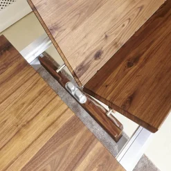 Scholtissek Esstische|Esstisch SR1 Light Massiv Astnussbaum Geölt Ausziehbar Astlöcher Mit Harz