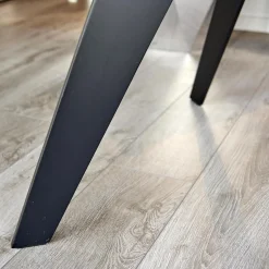 Scholtissek Esstische|Esstisch Talio 2020 Knorrige Eiche Rustiko Natur Geölt Mittelfuge Äste mit Harz Ausgegossen