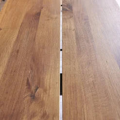 Scholtissek Esstische|Esstisch Talio 2020 Knorrige Eiche Rustiko Natur Geölt Mittelfuge Äste mit Harz Ausgegossen