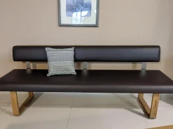 Anrei Essgruppen|Esstische|Esstisch Tesso Asteiche In Barrique Mit Bodenplatte Aus Edelstahl Und Einzelbank Smart Leder Maron