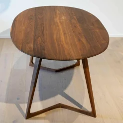 Zeitraum Esstische|Esstisch Twist Amerikanischer Nussbaum Massiv