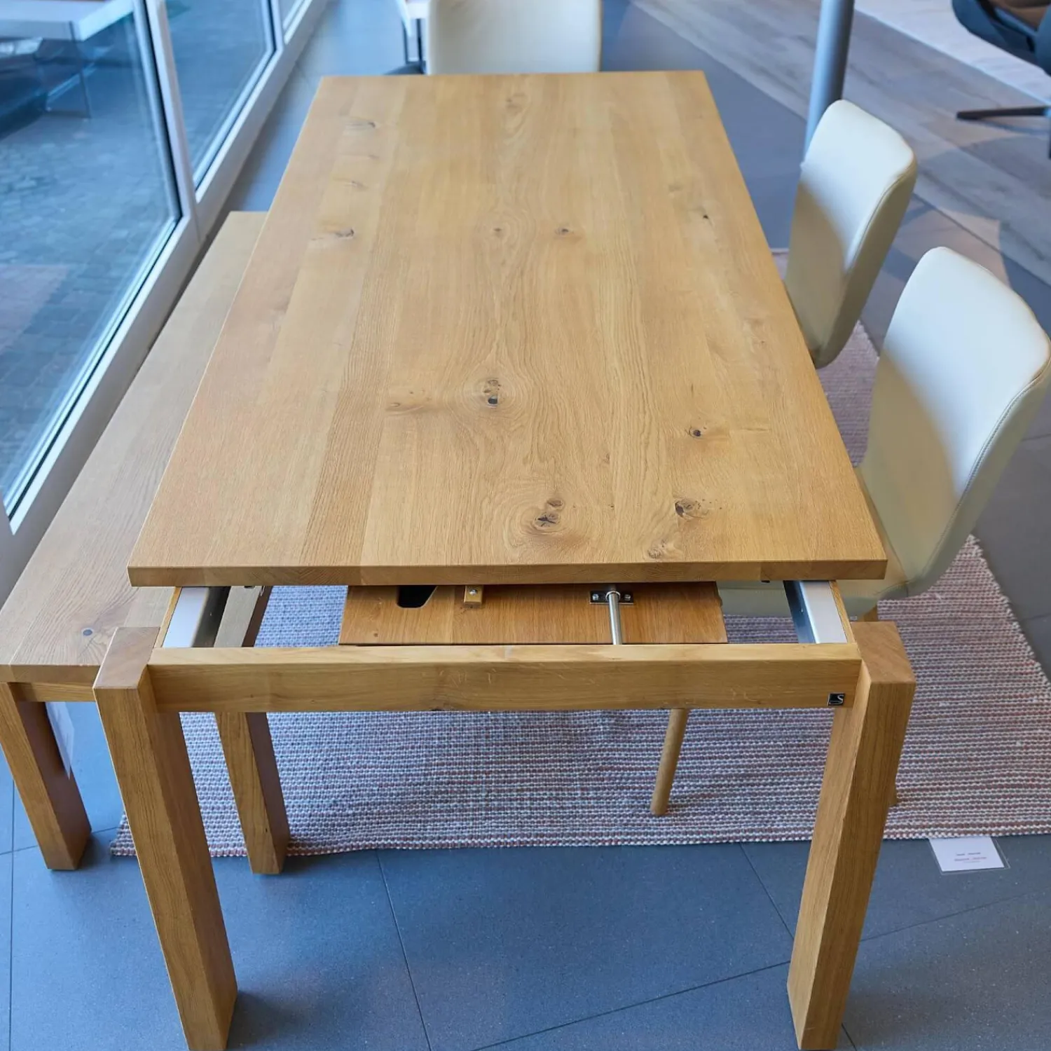 Scholtissek Esstische|Esstisch Varus Knorrige Eiche Mit Harz Ausgegossen Gestell Stollenfüße Passend Ausziehbar Ohne Stühle Und Bank