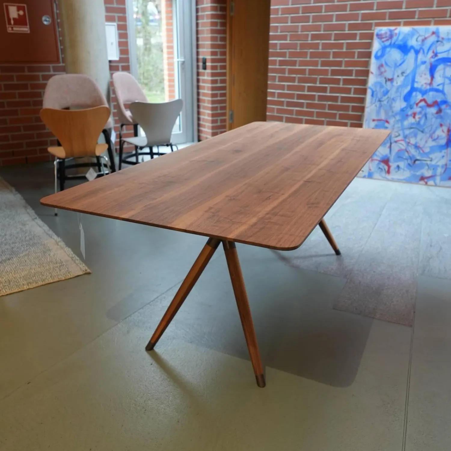 Zoom by Mobimex Esstische|Esstisch X2 Platte Schwarznuss mit Splint Geölt Beine X-Förmig