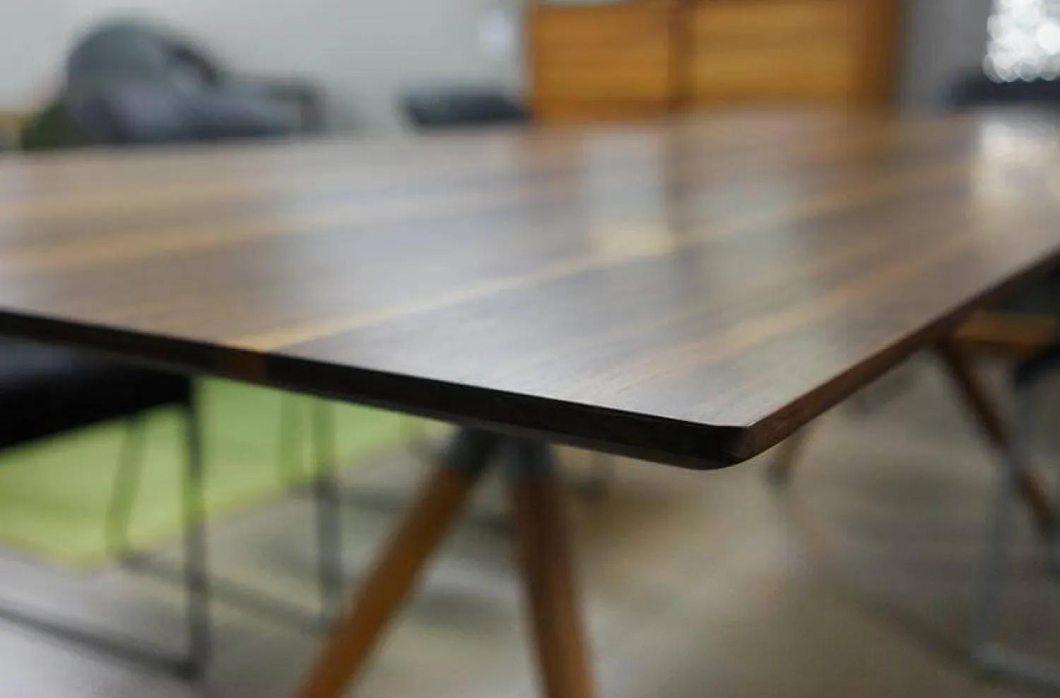 Zoom by Mobimex Esstische|Esstisch X2 Schwarznuss Mit Splintanteil Oberfläche Natur Geölt