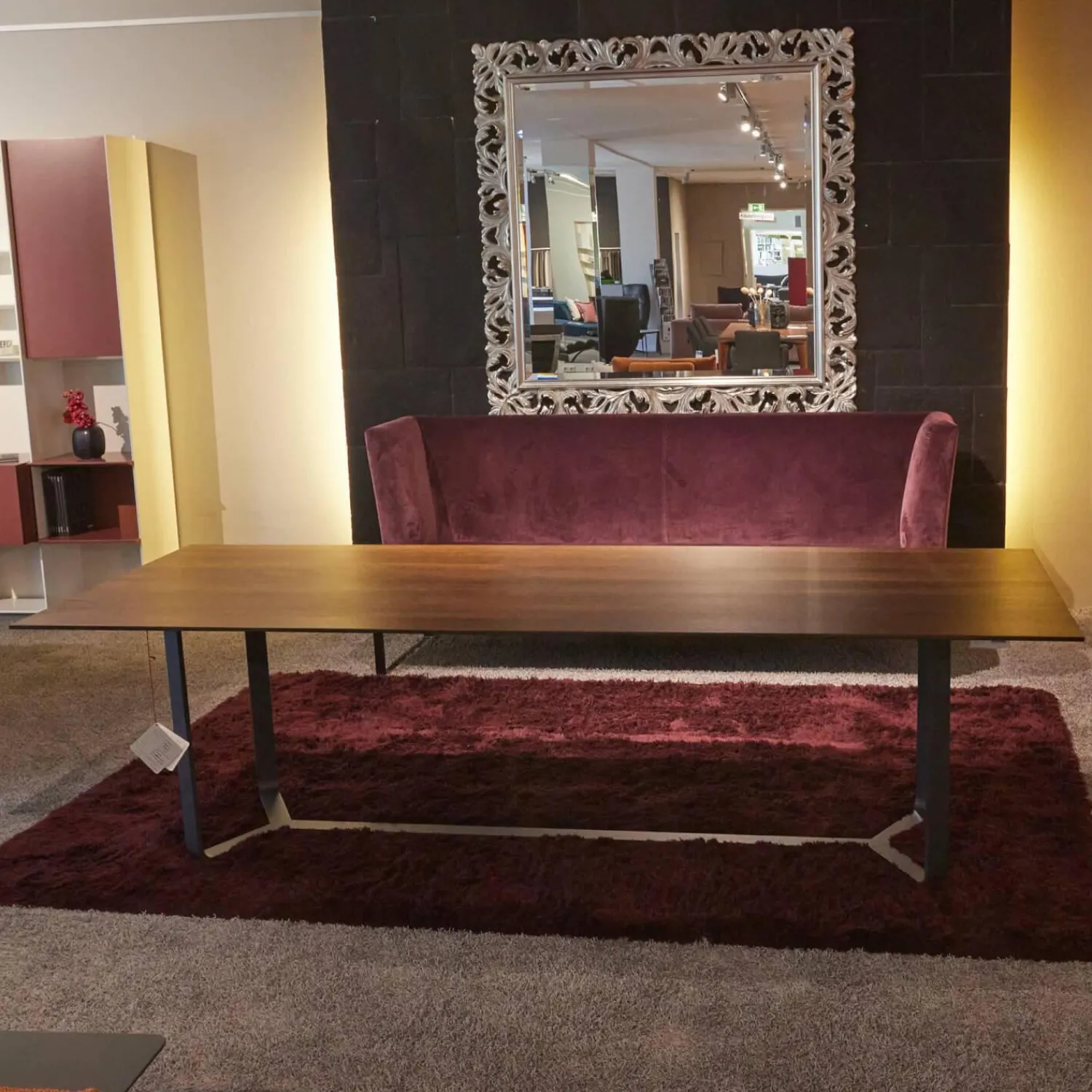 Girsberger Esstische|Esstisch Yoho Räuchereiche Lackiert Natur N101 Gestell RAL 7016 Anthrazitgrau