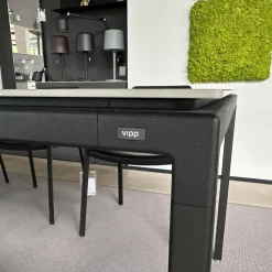 Vipp Essgruppen|Esstischgruppe Large 972 Keramik Gestell Pulverbeschichteter Stahl Mit 6 Stühlen