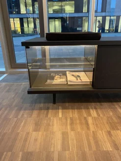 Walter Knoll Kommoden & Sideboards|Farns Sideboard Eiche Geflammt Mit Glas- Und Lederauflage Und Beleuchtung