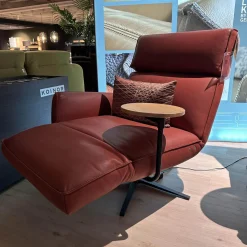 Koinor Relaxsessel|Funktionssessel Etino Leder B-Toro Reno Rot 5 Arm Drehkreuz Schwarz Matt Mit Tisch Wildeiche Natur Und Nierenkissen