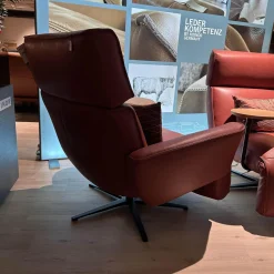 Koinor Relaxsessel|Funktionssessel Etino Leder B-Toro Reno Rot 5 Arm Drehkreuz Schwarz Matt Mit Tisch Wildeiche Natur Und Nierenkissen