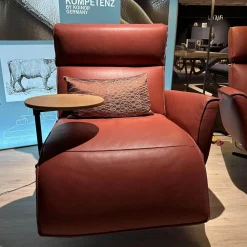 Koinor Relaxsessel|Funktionssessel Etino Leder B Toro Reno Rot 5 Arm Drehkreuz Schwarz Matt Mit Tisch Wildeiche Natur Und Nierenkissen