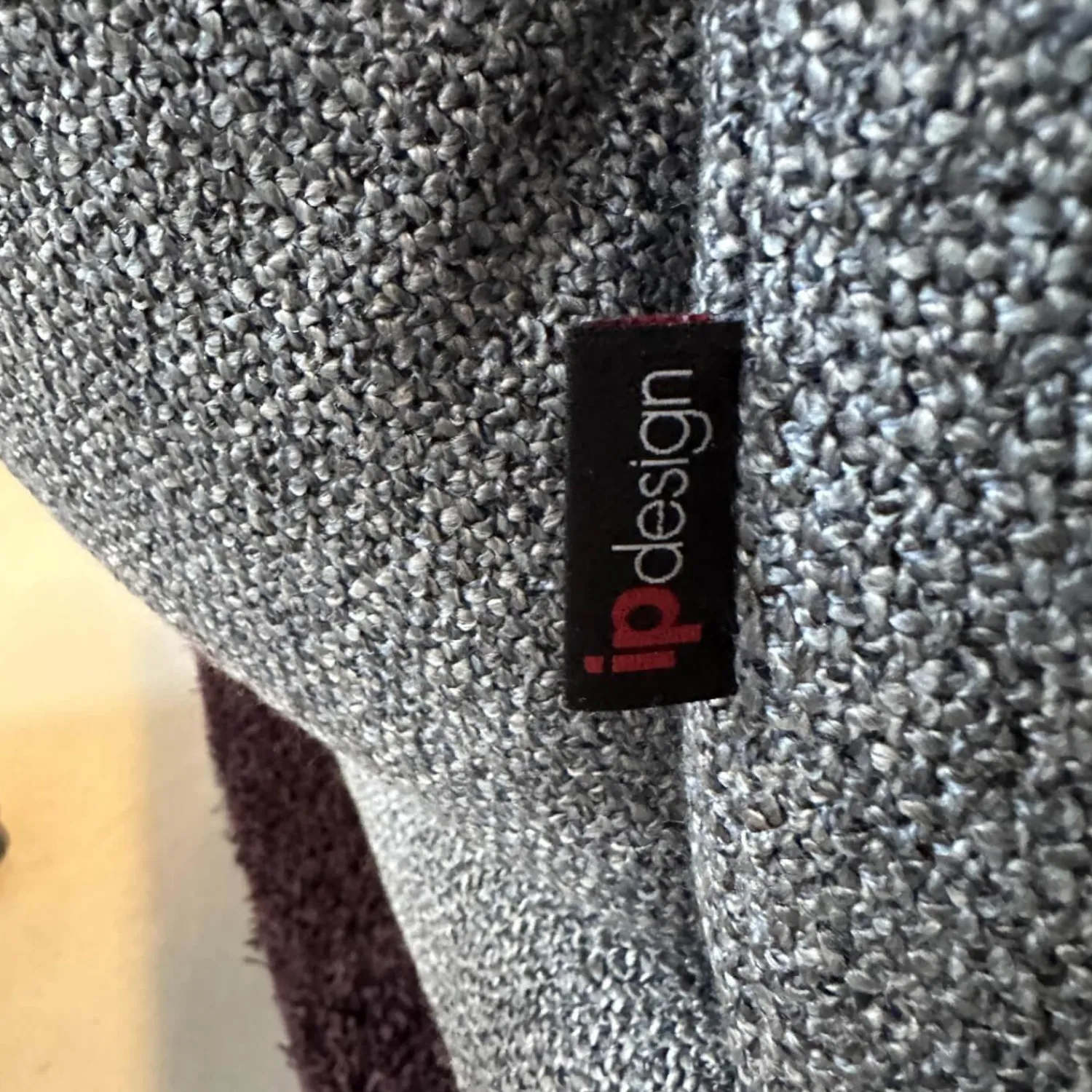 IP Design 2-Sitzer-Sofas|Funktionssofa Clou Bezug Stoff 8 Mara Grau Kufe Metall Matt Schwarz Sitz Drehbar Mit Liegefunktion