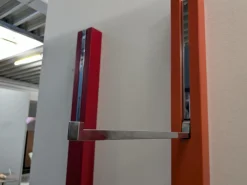 Schönbuch Garderoben|Garderobe Flip&Match Metall Koralle Rot