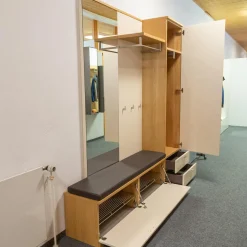 Musterring Garderoben|Garderobe Kira Eiche Sand Lack Crema Creme Leder 1 Hermes Bruin Schwarz Grau Griffe Metall