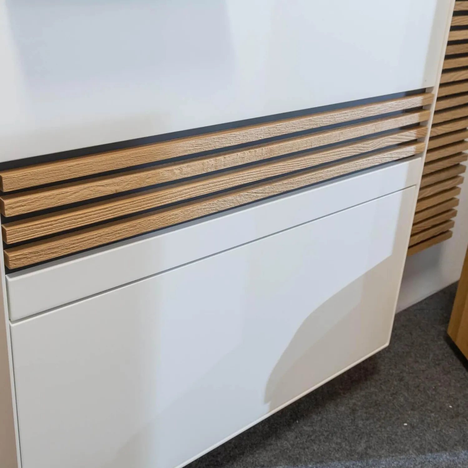 Schöner Wohnen-Kollektion Garderoben|Garderobe Yonna Lack Weiß Holzlamellen Natur Gebürstet Stoff 97 Anthrazit Mit Beleuchtung