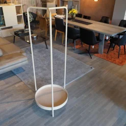 Schönbuch Garderoben|Geradobenständer Selma Pulverbeschichtet Rosenholz Rose-Weiß