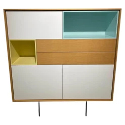 Treku Vitrinen & Highboards|Highboard Aura Eiche Sägegrau Absetzung Weiß Vanille Lichtgrün Fuß Zylinder Graphit Schwarz