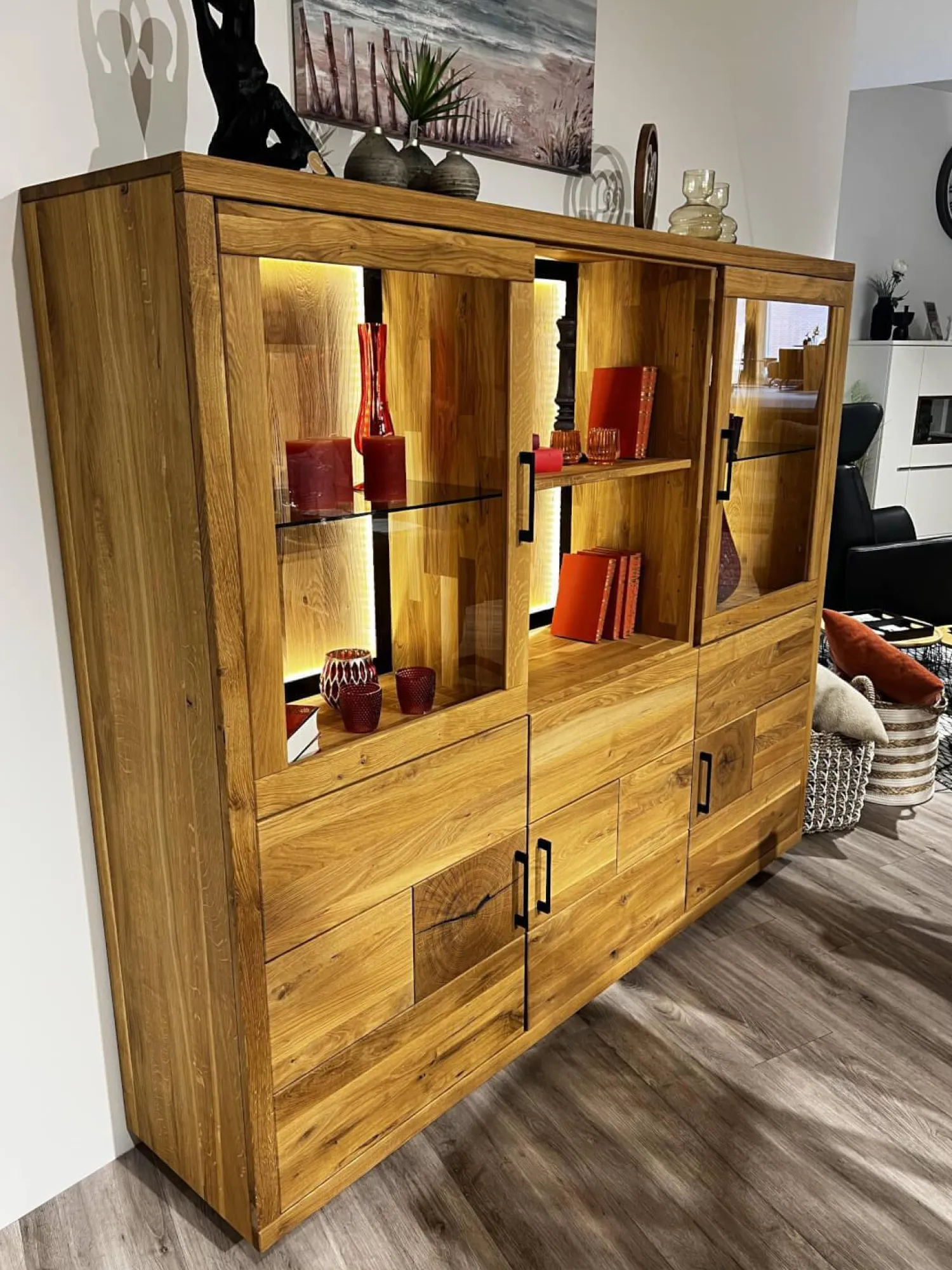 Natura Vitrinen & Highboards|Highboard Hartford Eiche Natur Geölt Rückwand Massiv Sandgestrahlt Inklusive Beleuchtung