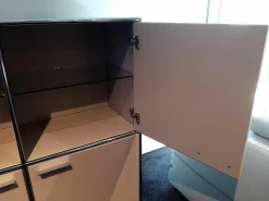 Dauphin Home Vitrinen & Highboards|Highboard MLQE Beige Seidenmatt mit 4 Glas-Fachböden und Stahlror-System Verchromt