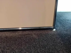 Dauphin Home Vitrinen & Highboards|Highboard MLQE Beige Seidenmatt mit 4 Glas-Fachböden und Stahlror-System Verchromt