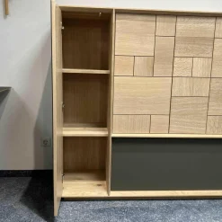 Pönnighaus Vitrinen & Highboards|Highboard Murano Wildeiche massiv mit Glaselementen in grau