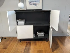 Piure Vitrinen & Highboards|Highboard Nex Pur Box Lack 01 White Weiß Korpus Anthrazit Füße Metall Schwarz