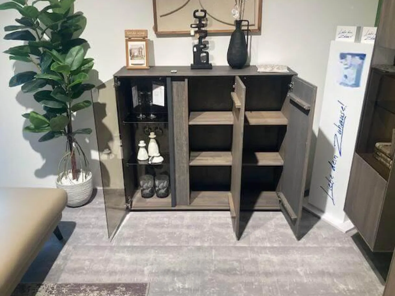 Natura Vitrinen & Highboards|Highboard Saratoga Buche Massiv Geölt Silbergrau Grau Braun Inklusive Beleuchtung