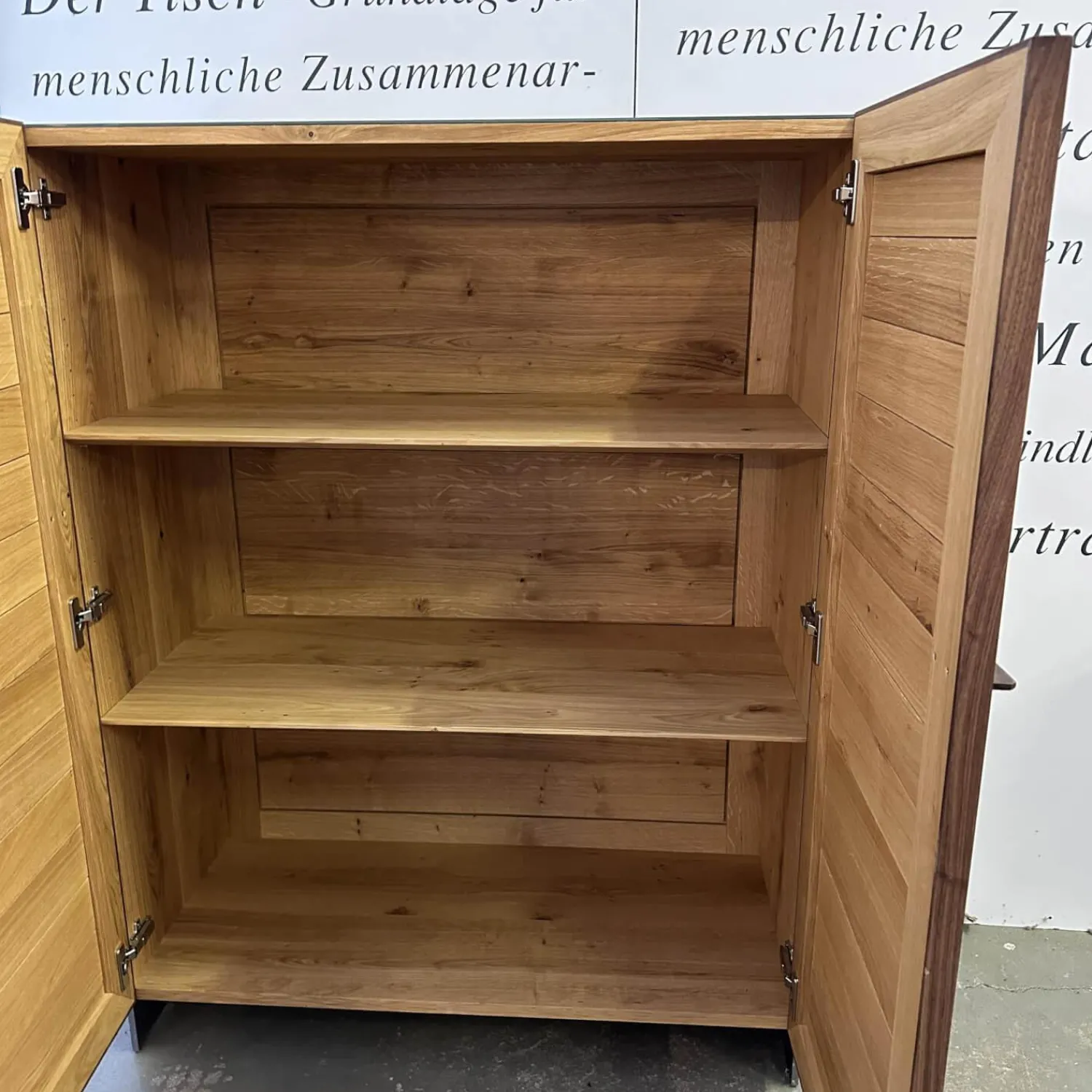 Scholtissek Vitrinen & Highboards|Highboard Schrank Tratum Klein Knorrige Eiche Natur Geölt Glas Dunkelgrau Matt Mit Lamellenfronten