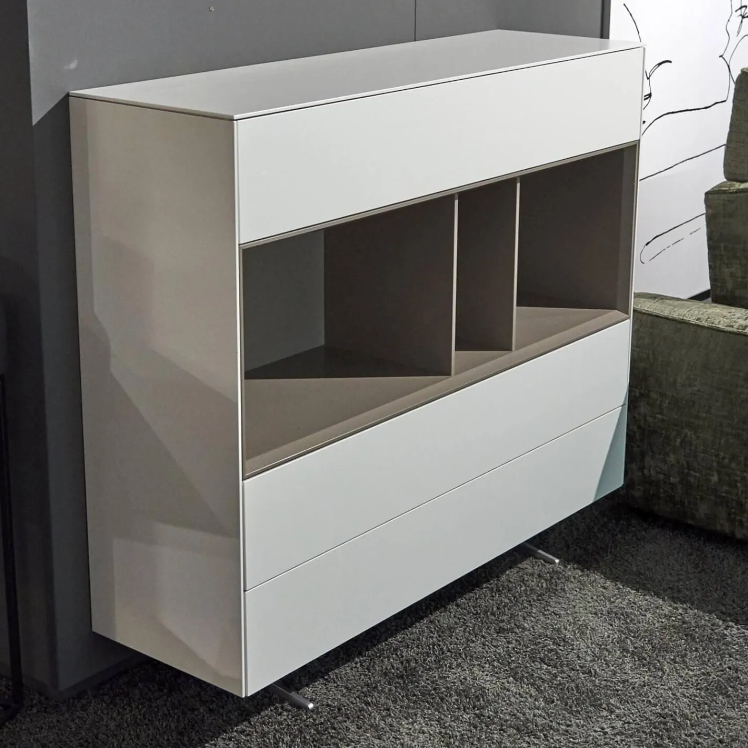 Kettnaker Vitrinen & Highboards|Highboard Soma Lack Matt Weiß Basalt Zargen Lack Weiß Matt Gestell Wange Alufarbig