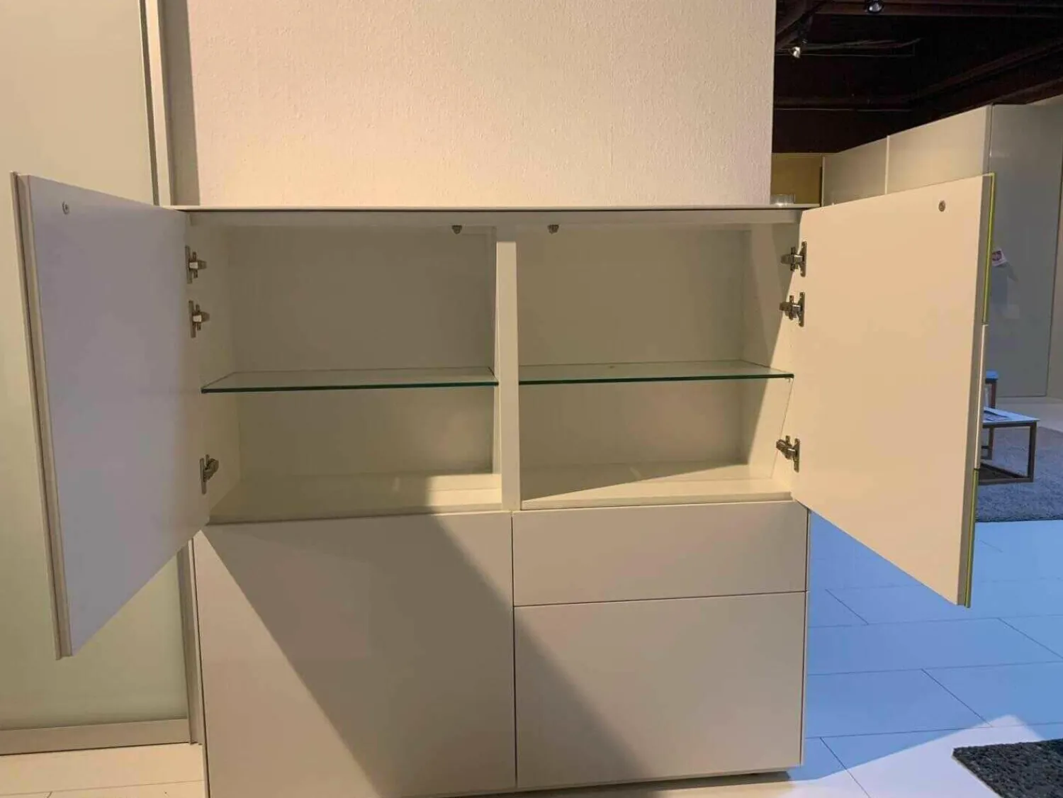 Kettnaker Vitrinen & Highboards|Highboard Soma Weiß Kernnussbaum Lemon