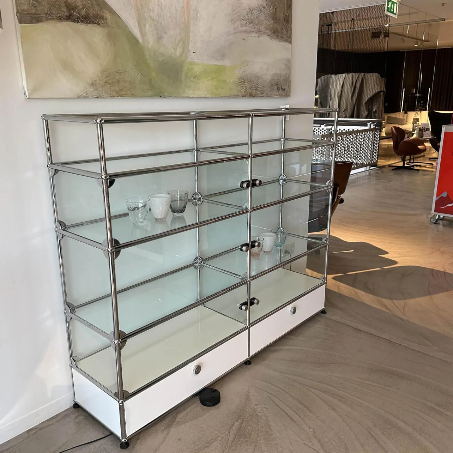 USM Haller Kommoden & Sideboards|Highboard Vitrinenschrank Reinweiss mit Glaselementen