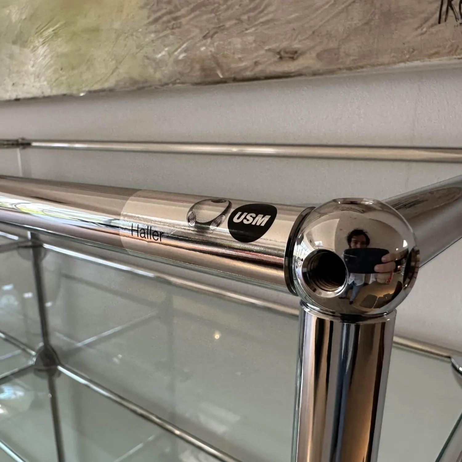 USM Haller Kommoden & Sideboards|Highboard Vitrinenschrank Reinweiss mit Glaselementen